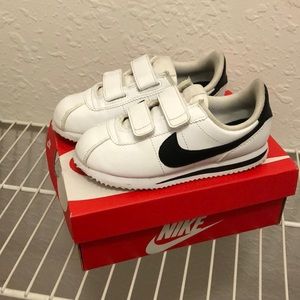 Kids no lace Nike Cortez